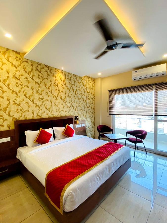 Hotel Singla Residency 康格拉 外观 照片