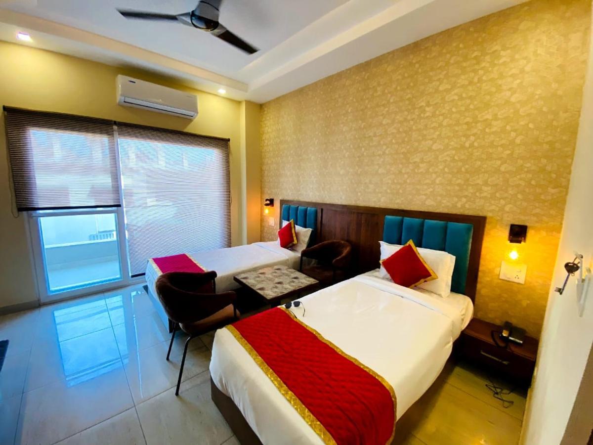 Hotel Singla Residency 康格拉 外观 照片