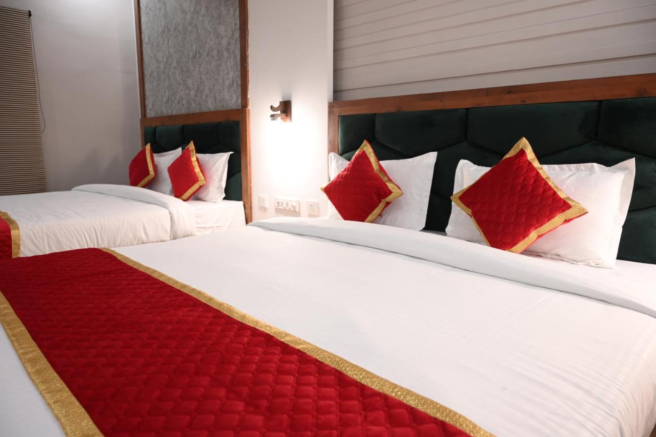Hotel Singla Residency 康格拉 外观 照片